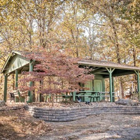 Resort Home On Half A Wooded Acres Sleeps Up To 14 Firepit For Smores ฮอตสปริงส์ ภายนอก รูปภาพ